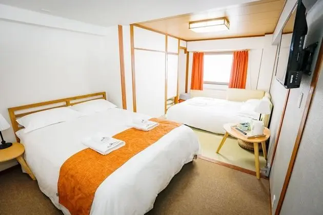 Japanese Ensuite
