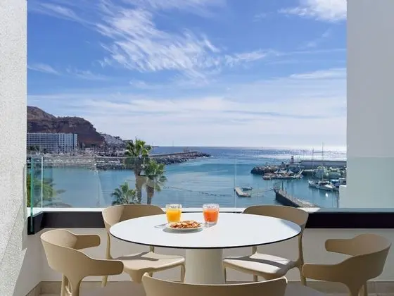 Apart Daire, 2 Yatak Odası, Balkon, Denize Sıfır
