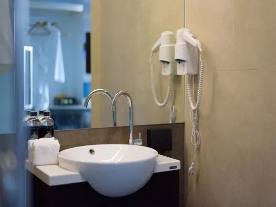 1 Çift Kişilik Veya 2 Tek Kişilik Yatak Standard