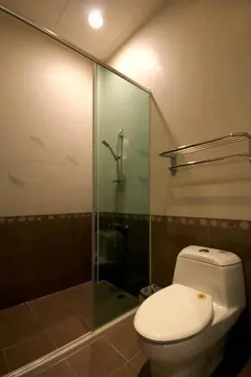 Standard Dört Kişilik Oda, Sigara İçilmez