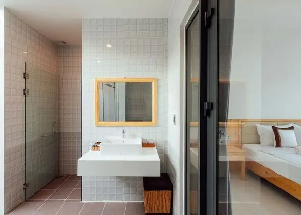 Bungalov, Havuz Manzaralı