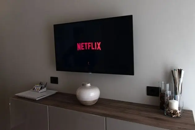 Junior Tek Büyük Yataklı Oda