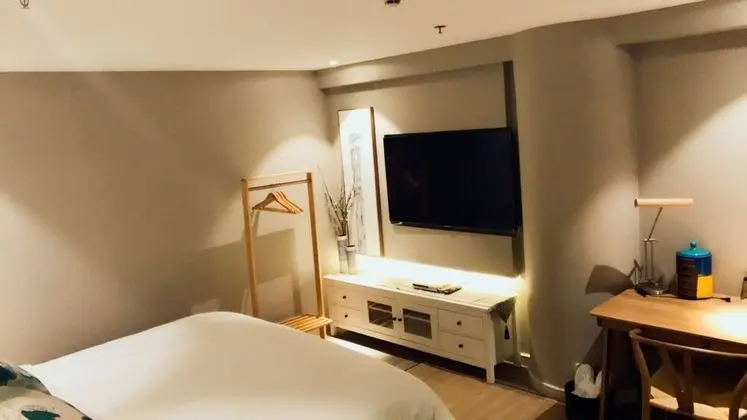Design Tek Büyük Yataklı Oda