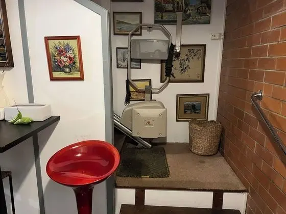 Design Oda, 1 Büyük (Queen) Boy Yatak, Sigara İçilmez, Ortak Banyo