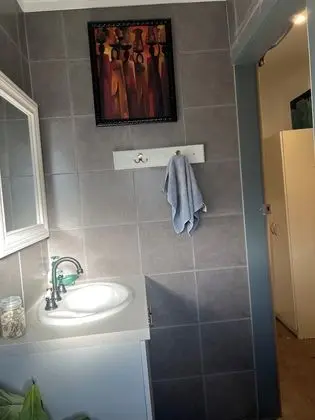 Design Oda, 1 Büyük (Queen) Boy Yatak, Sigara İçilmez, Ortak Banyo