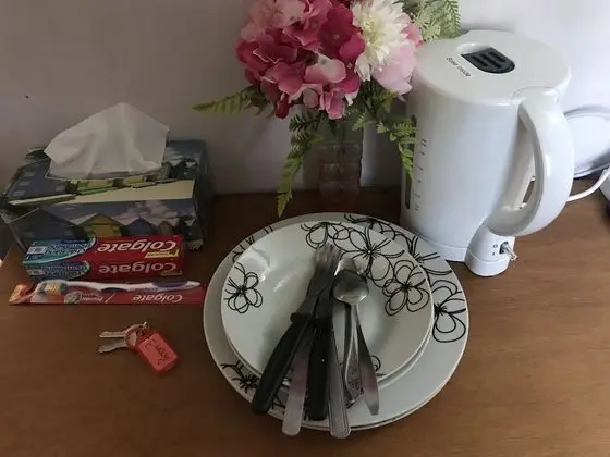 Design Oda, 1 Büyük (Queen) Boy Yatak, Sigara İçilmez, Ortak Banyo