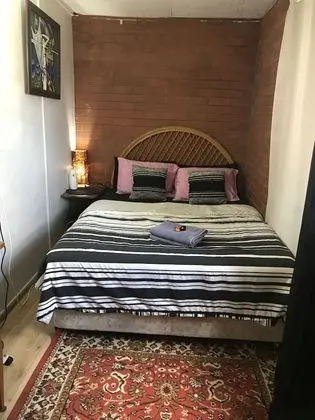 Design Oda, 1 Büyük (Queen) Boy Yatak, Sigara İçilmez, Ortak Banyo