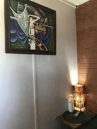 Design Oda, 1 Büyük (Queen) Boy Yatak, Sigara İçilmez, Ortak Banyo