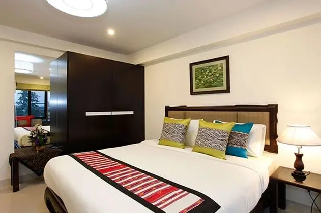 Studio Room