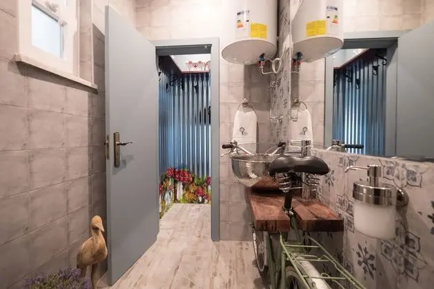 Design Apart Daire, 1 En Büyük (King) Boy Yatak ve Çekyat, Bahçe Manzaralı