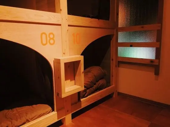 Ortak Ranzalı Oda, Sigara İçilmez
