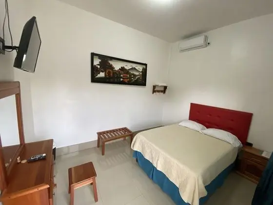 Basic Tek Kişilik Oda, 1 Büyük (Queen) Boy Yatak, Havuz Kullanımı, Avlu Manzaralı