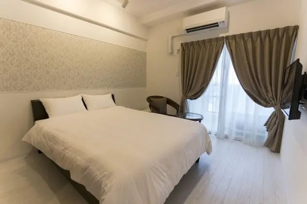 Tek Büyük Yataklı Oda, Kısmi Deniz Manzarası