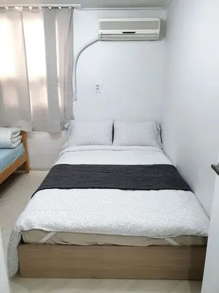 Üç Kişilik Oda