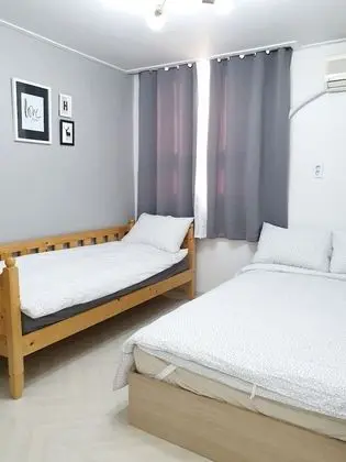 Üç Kişilik Oda