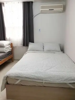 Üç Kişilik Oda