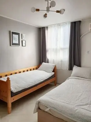 Üç Kişilik Oda