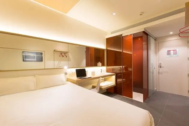 Standard Oda, Şehir Manzaralı