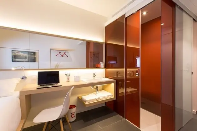 Standard Oda, Şehir Manzaralı