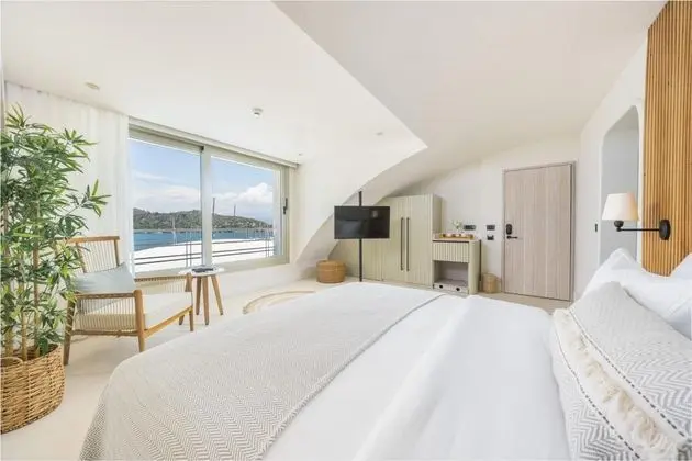 Loft, Kısmi Deniz Manzaralı, Fransız Balkonlu