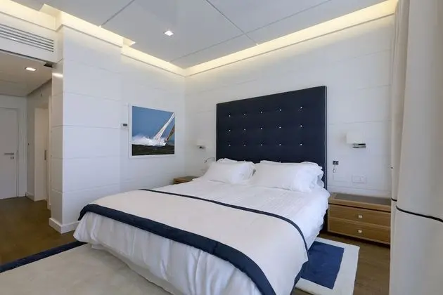 Tek Büyük Yataklı Oda, 1 Çift Kişilik Yatak, Balkon, Liman Manzaralı