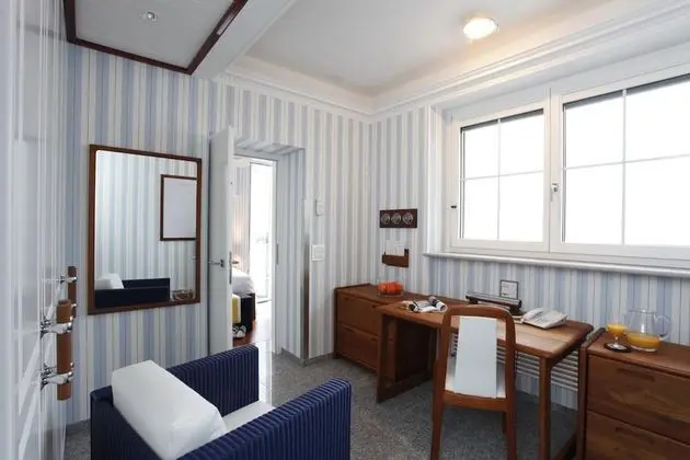 Deluxe Tek Büyük Yataklı Oda, Balkon, Göl Manzaralı (Maritime style)