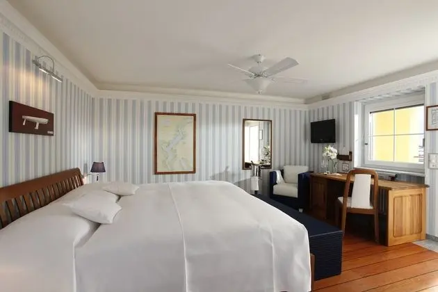 Standard Tek Büyük Yataklı Oda, Kısmi Göl Manzaralı (Maritime style)