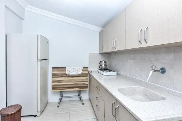 Apartment, Şehir Manzaralı