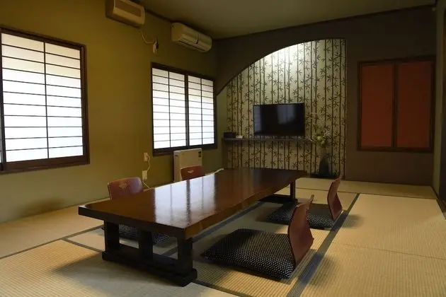 Traditional Oda, Ortak Banyo (Japanese/Western-KOBUSHI Dinner Beef)