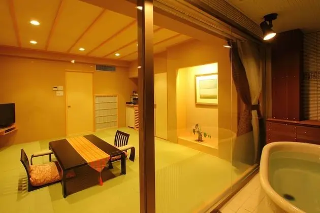 Traditional Oda, Sigara İçilmez (Japanese Style with Open-air Bath)