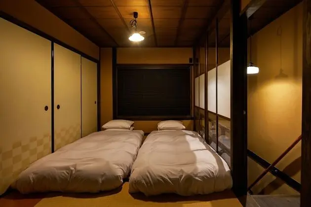Traditional Ev (with Semi-open-air-bath)
