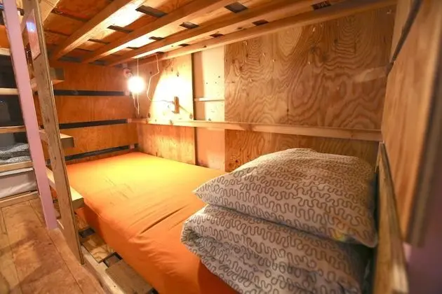 Basic Ortak Ranzalı Oda, 1 Yatak Odası (Female Guest Only)