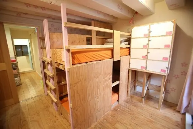 Basic Ortak Ranzalı Oda, 1 Yatak Odası (Female Guest Only)