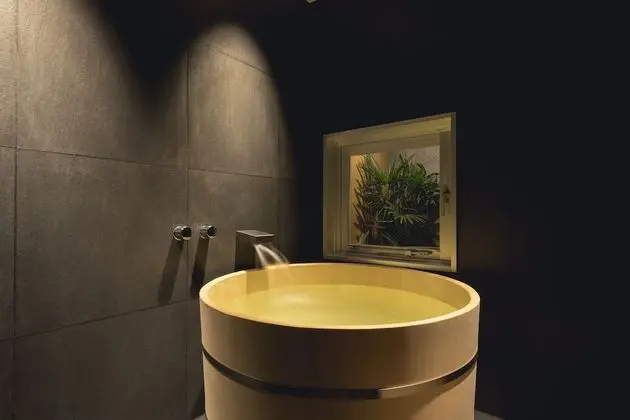 Family Oda, Sigara İçilmez, Özel Banyo (BAKU)