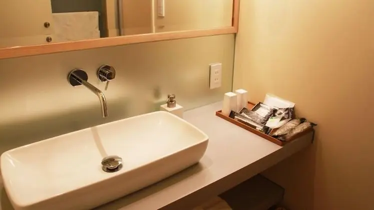 Family Oda, Sigara İçilmez, Özel Banyo (KAZU)