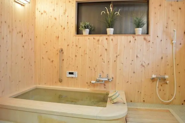 Standard Oda, Sigara İçilmez, Ortak Banyo (Japanese Style Room for 2 guests)