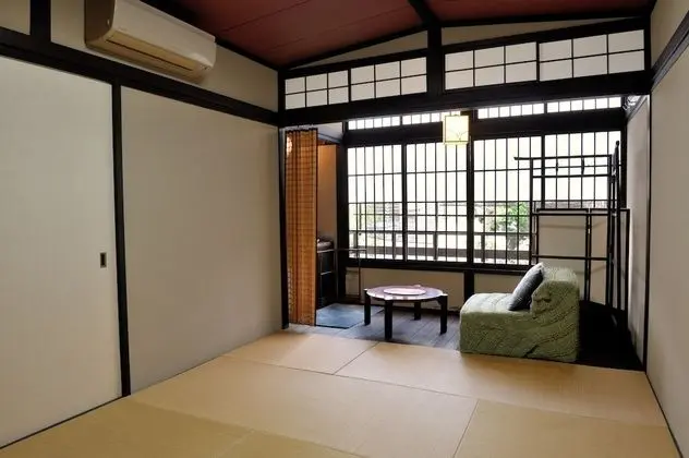 Traditional Oda (Japanese Style, for 2 Guests)