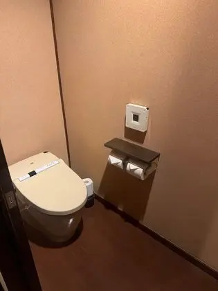 Traditional Oda, Ortak Banyo, Nehir Manzaralı (Deluxe Japanese Style, Seseragi no ma)