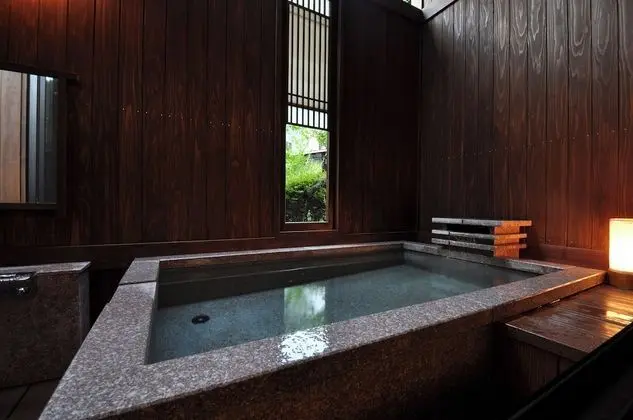 Traditional Oda (SP JP OpenAirBath Kutsurogi+Sashimi)