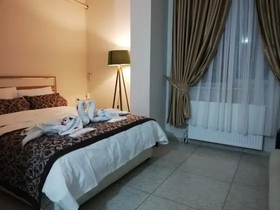 Çift Kişilik, Şehir Manzaralı, 1. Kat