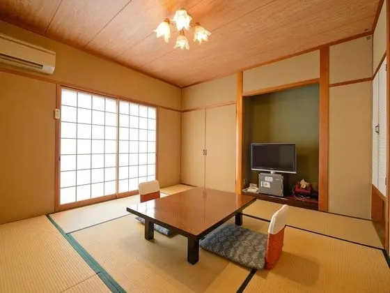 Traditional Oda (Japanese Style, 8-10 Tatami-Mats)