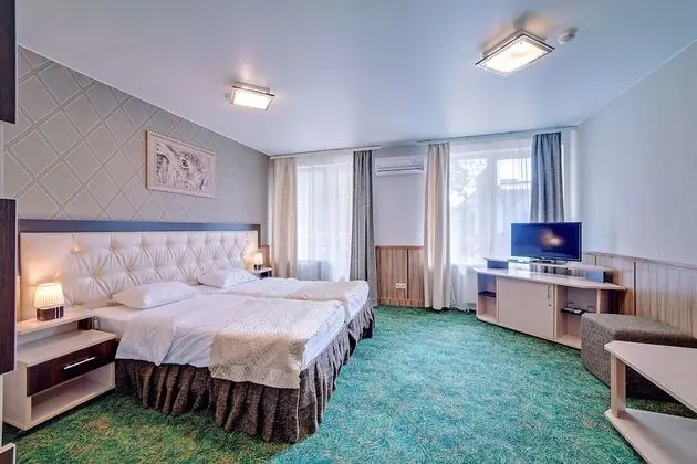 Standard Tek Büyük veya İki Ayrı Yataklı Oda, Balkon