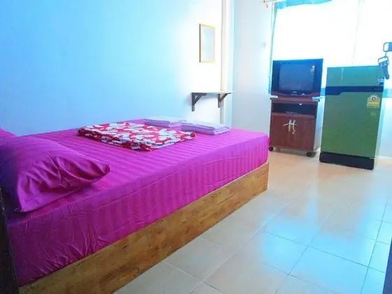 Standard Double Room with Shared Bathroom