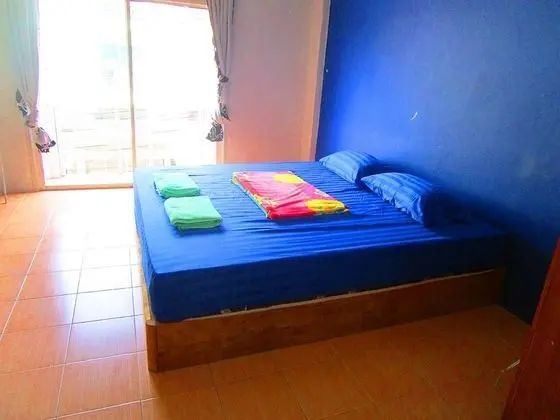 Standard Double Room with Shared Bathroom