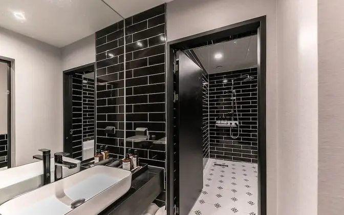 Oda (Deluxe/Breakfast included (Netflix av)