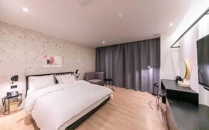 Oda (VIP/Breakfast included (Netflix avail)