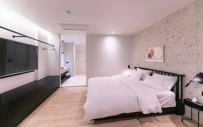 Oda (VIP/Breakfast included (Netflix avail)