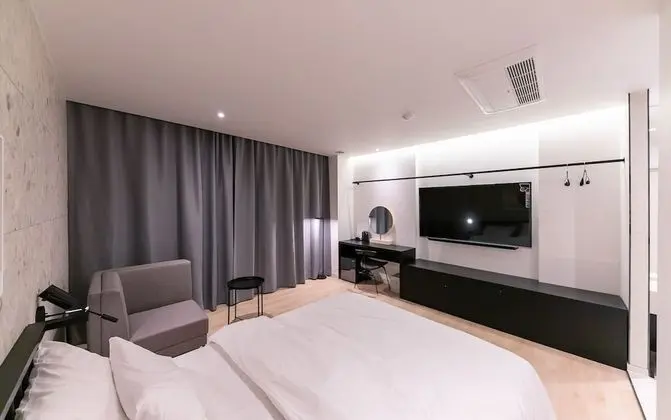 Oda (VIP/Breakfast included (Netflix avail)