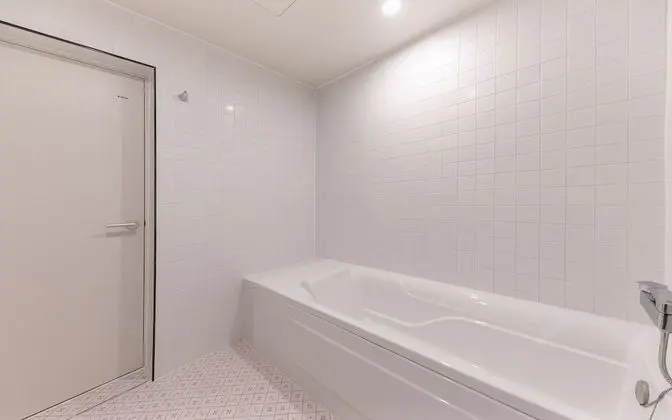 Oda (VIP/Breakfast included (Netflix avail)