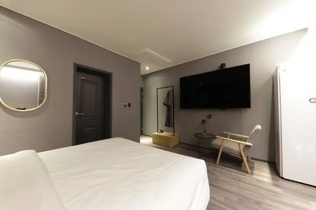 Exclusive Tek Büyük Yataklı Oda (Movie Room)